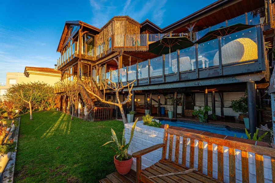5 Bedroom Property for Sale in Yzerfontein Western Cape
